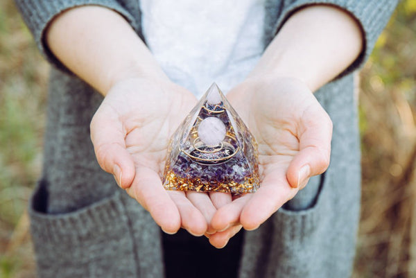 How To Use Crystal Pyramids for Healing, Chakra Balancing & Reiki Healing Crystal Home Healing Crystal Home